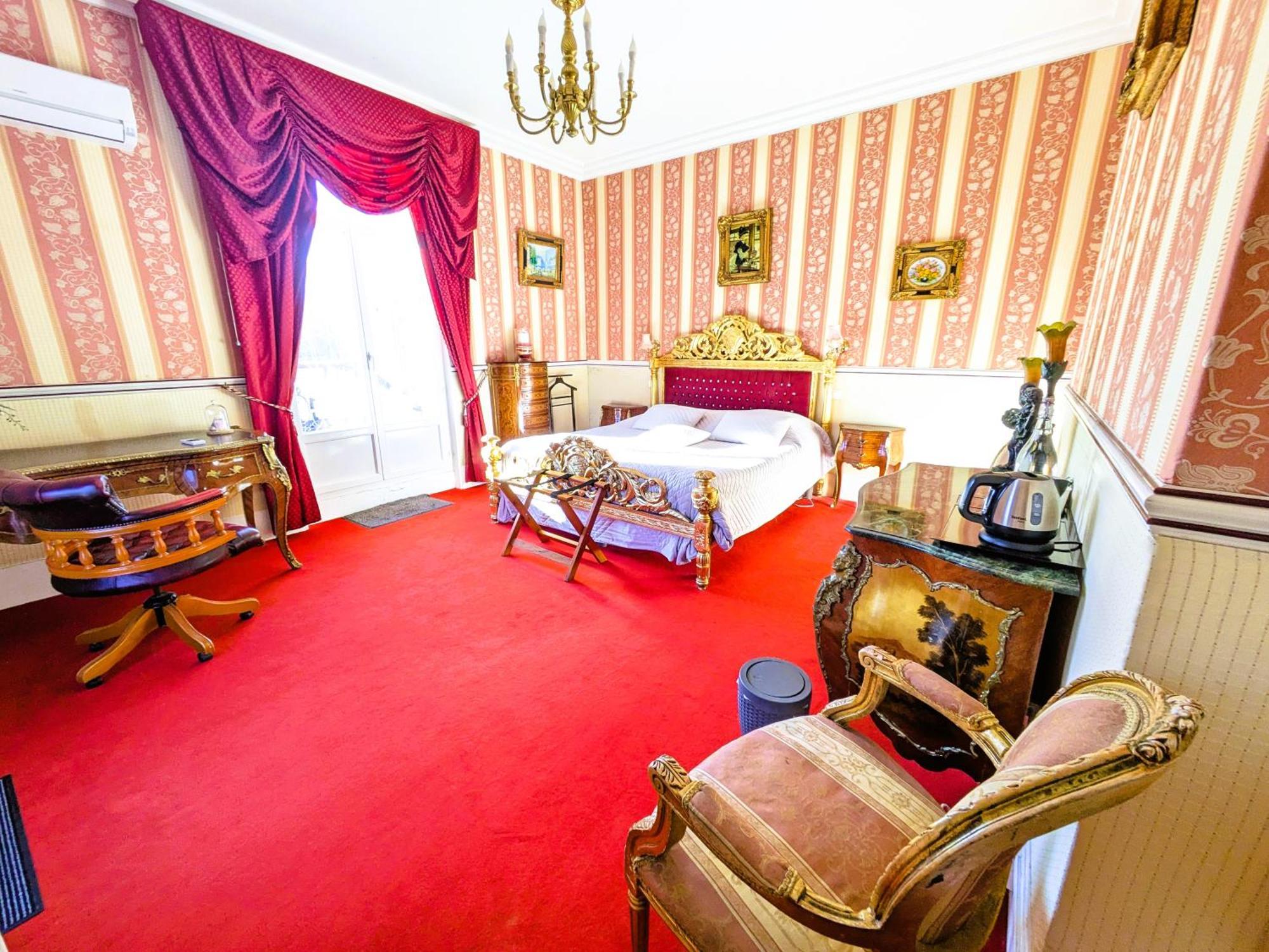 Chateau De Quesmy Luaran gambar