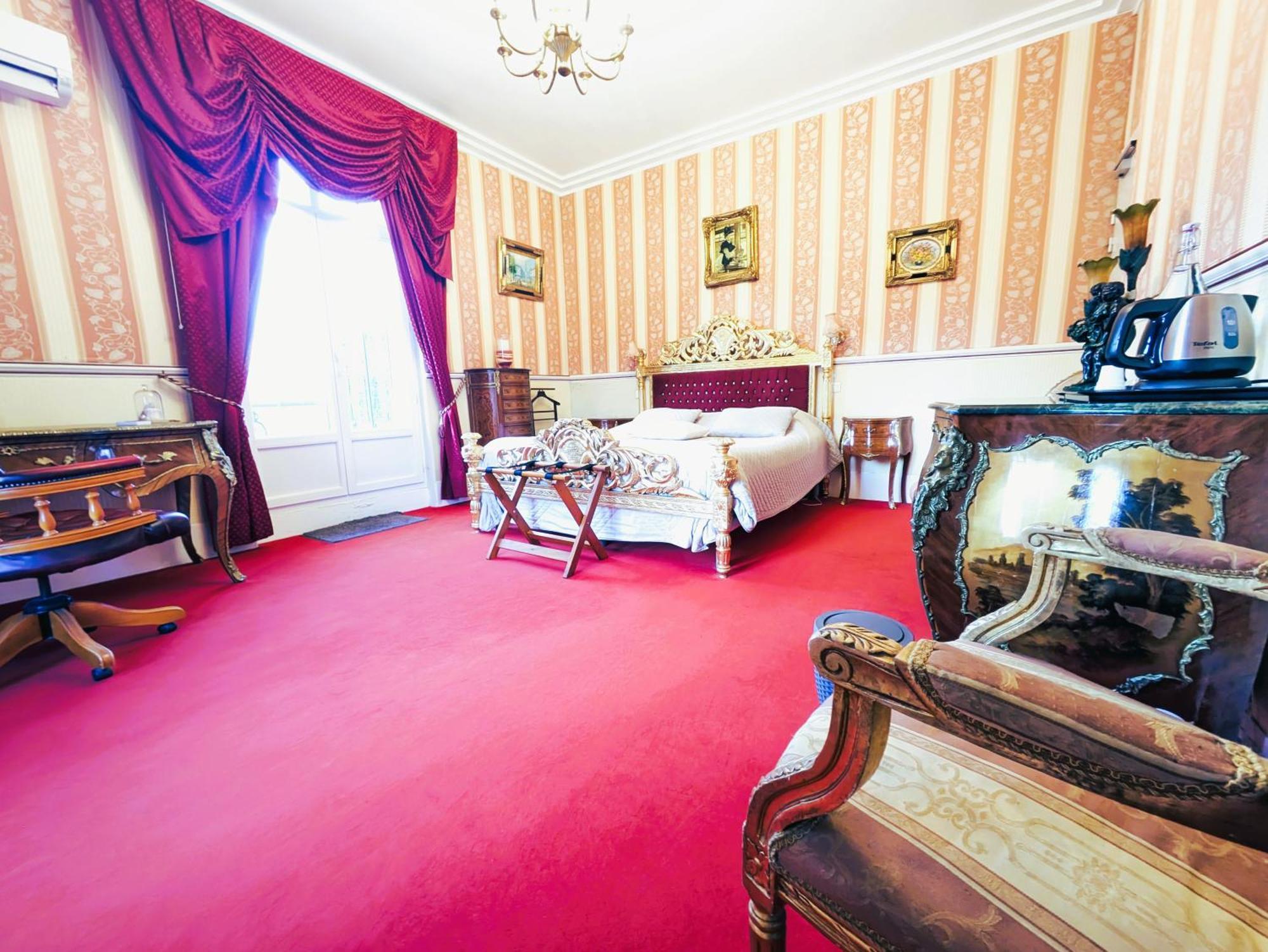 Chateau De Quesmy Luaran gambar