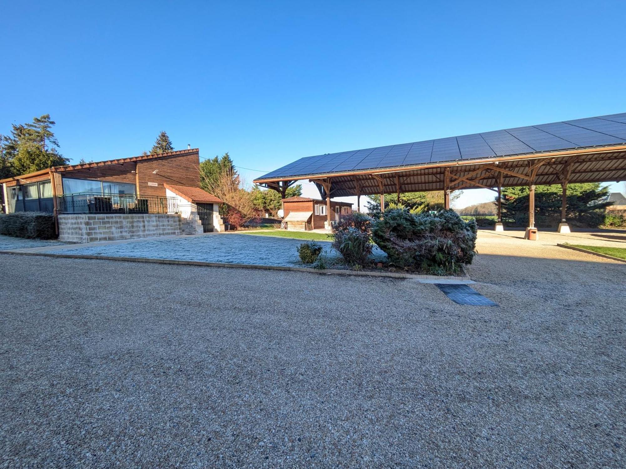 Chateau De Quesmy Luaran gambar